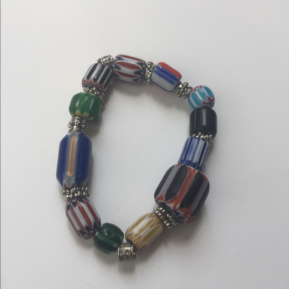 Beaded Bracelet - Picture 2 of 3